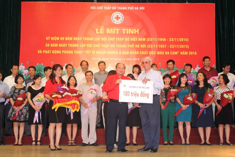 Hội CTĐ các quận, huyện, thị cùng các nhà hảo tâm hưởng ứng phong trào “Tết vì người nghèo và nạn nhân chất độc màu da cam” năm 2016 tại hội nghị