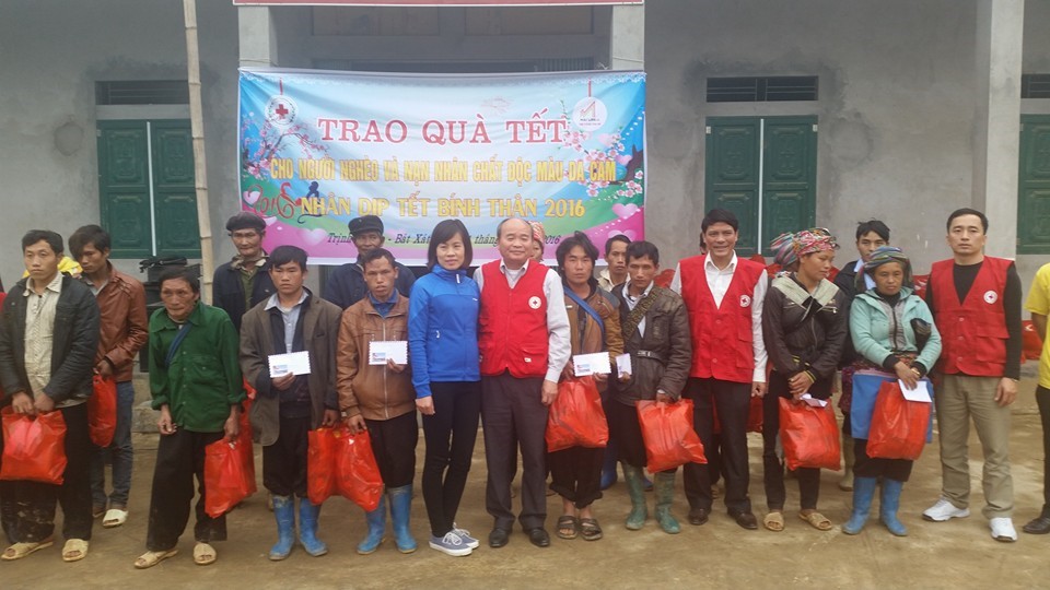 Hành trình nhân ái của Hội Chữ thập đỏ thành phố Hà Nội  ủng hộ “Tết vì người nghèo và nạn nhân chất độc da cam” Xuân Bính Thân - 2016