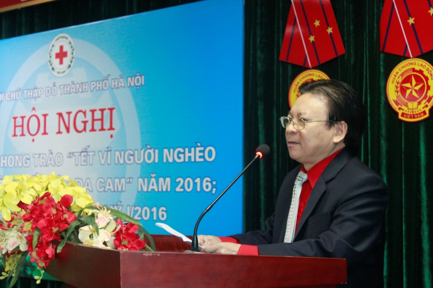 Ông Trương Hán Phu – Phó Chủ tịch Hội CTĐ thành phố Hà Nội phát biểu tại Hội nghị