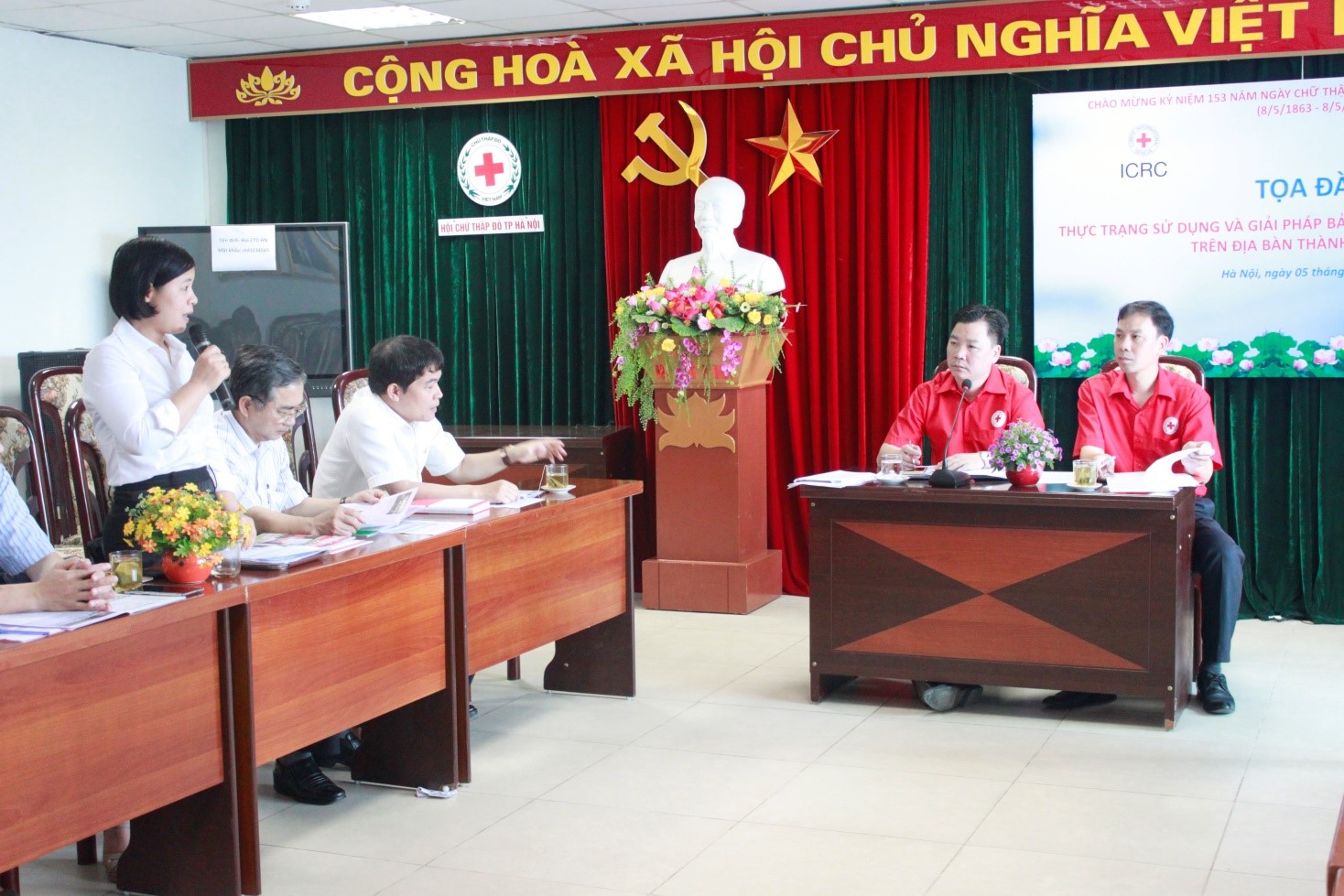 toadambieutuong2016 2