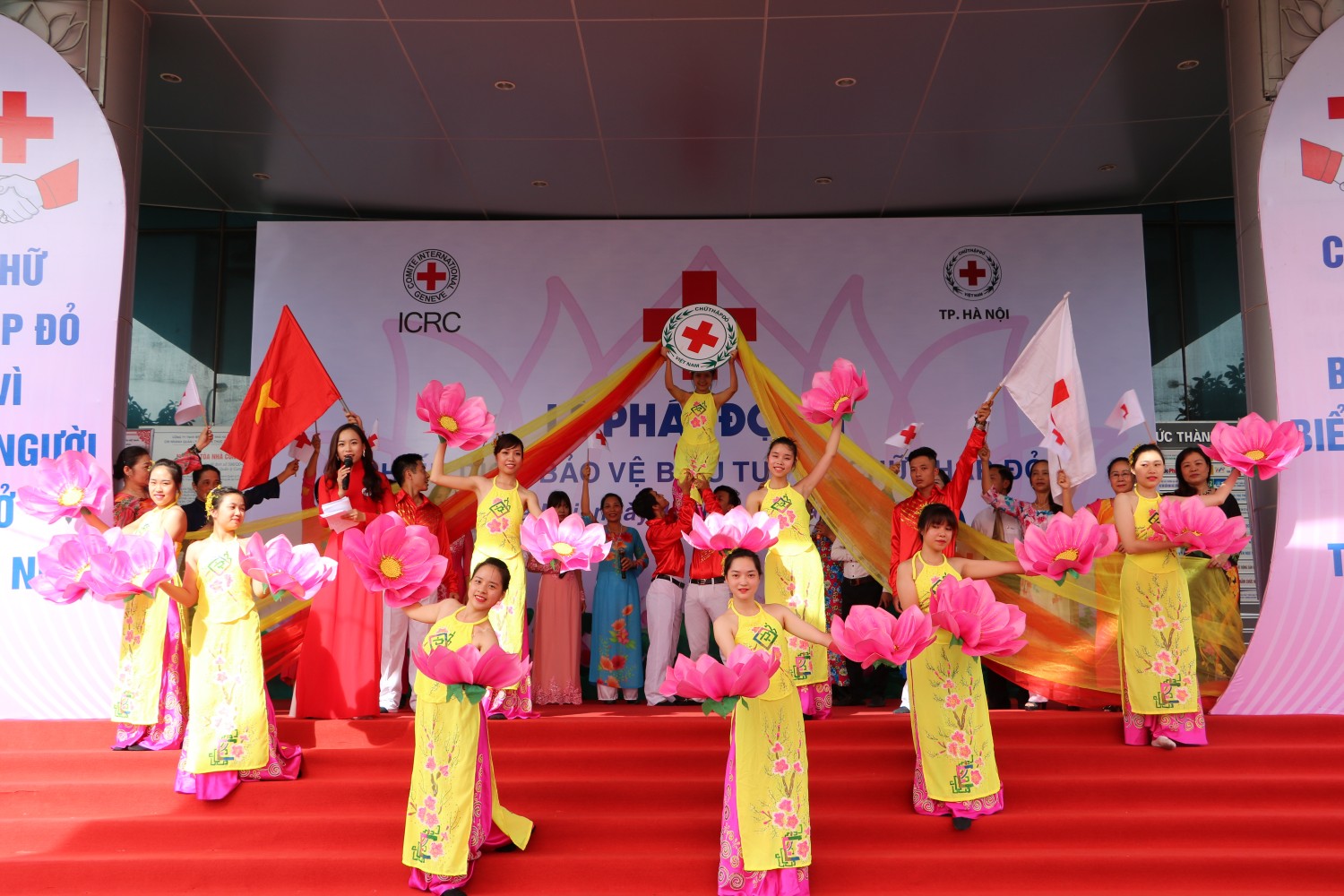 Hà Nội phát động Chiến dịch “Bảo vệ biểu tượng Chữ thập đỏ”