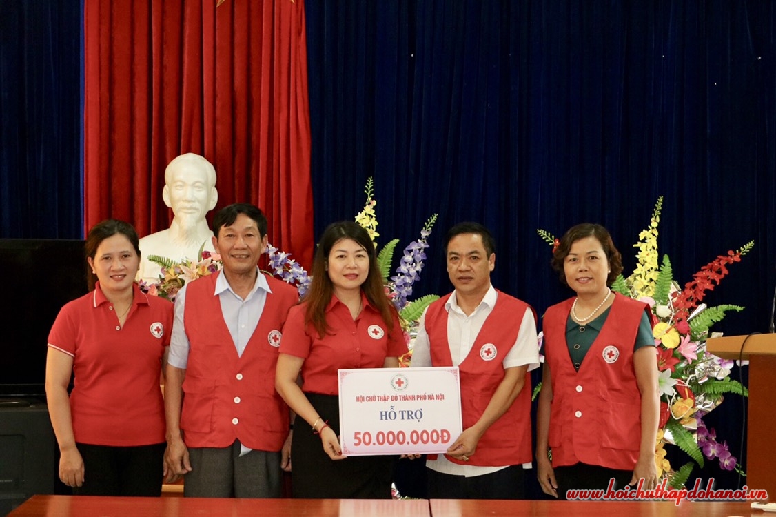 Chuyến đi nghĩa tình tới Yên Bái