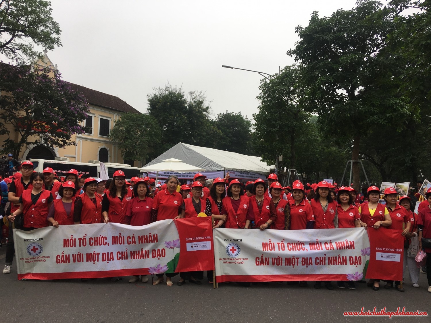 Tháng Nhân đạo 2019