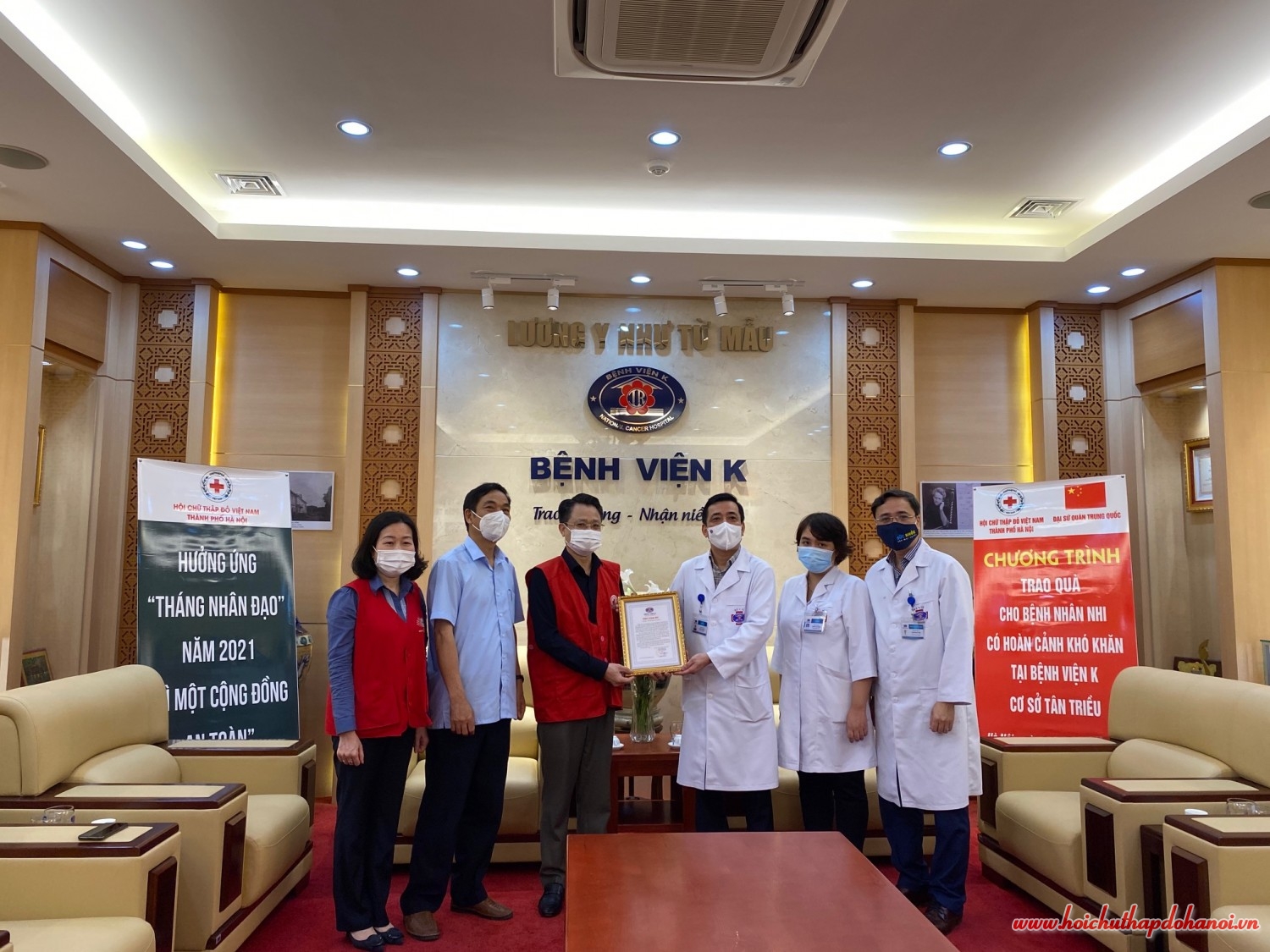 Tặng Viện K 3